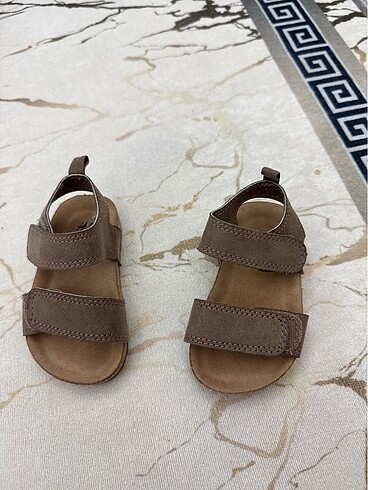 H&M Sandalet 18.19 numara