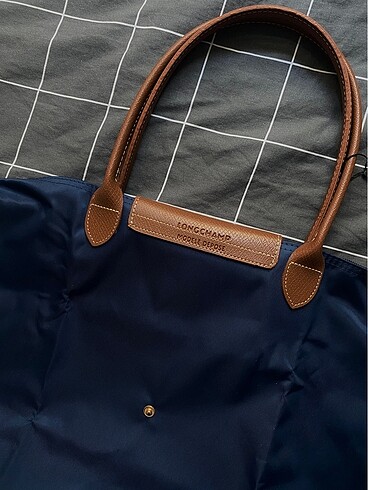  Beden Lacivert Longchamp