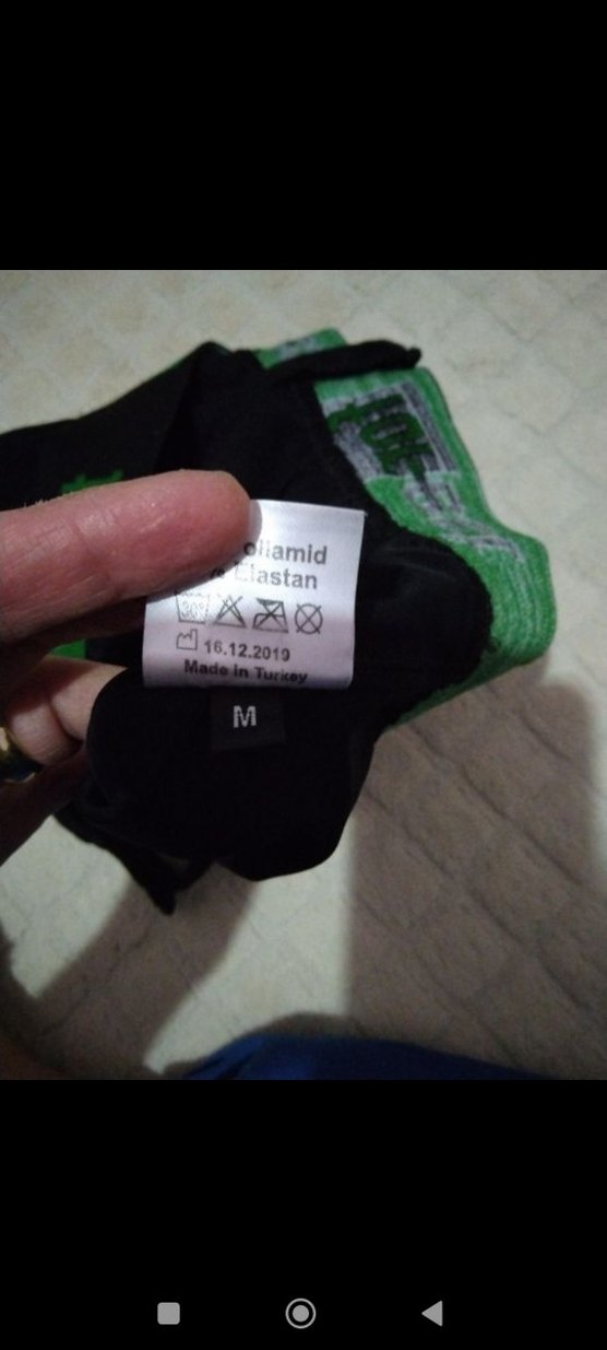 Yeşil Baskılı Kısa Spor Sütyeni - Görsel 4