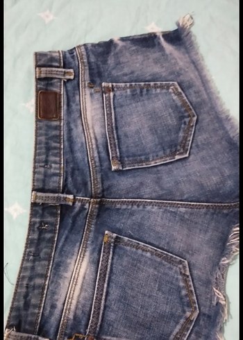 Yırtık Detaylı Kadın Kot Şort - Görsel 5