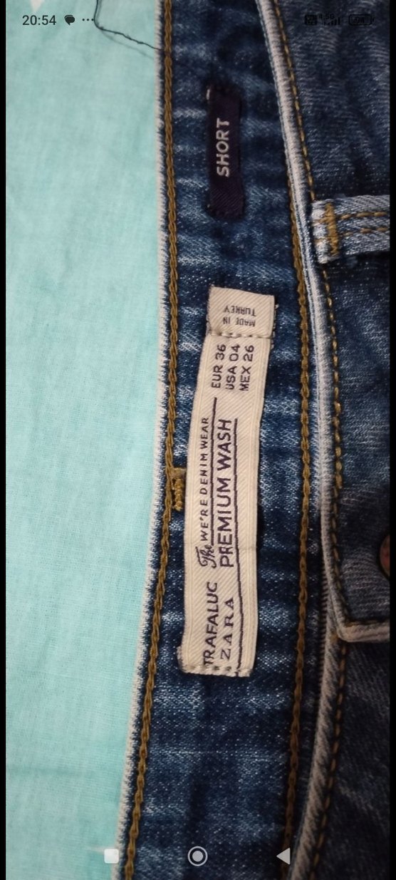 Yırtık Detaylı Kadın Kot Şort - Görsel 2