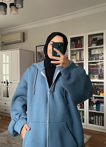 Kapüşonlu fermuarlı sweatshirt 