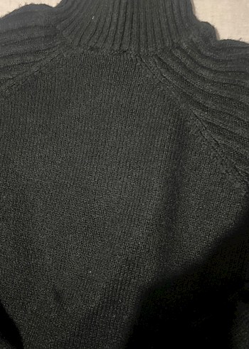 Kadın Siyah Yün Boğazlı Kazak - Görsel 3