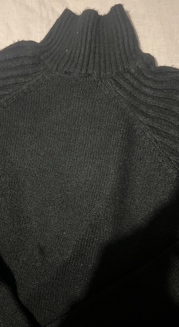 Kadın Siyah Yün Boğazlı Kazak - Görsel 3