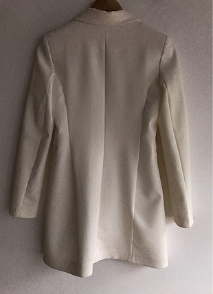 34 Beden beyaz Renk Uzun ceket 