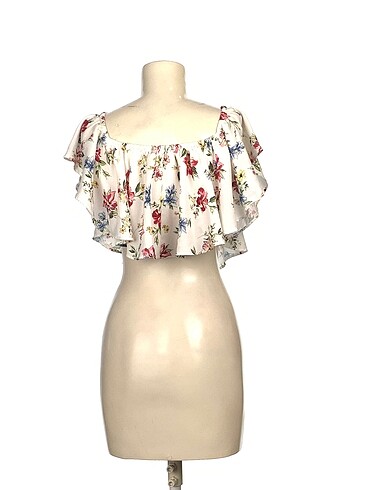 l Beden Bershka Mini Üst %70 İndirimli.