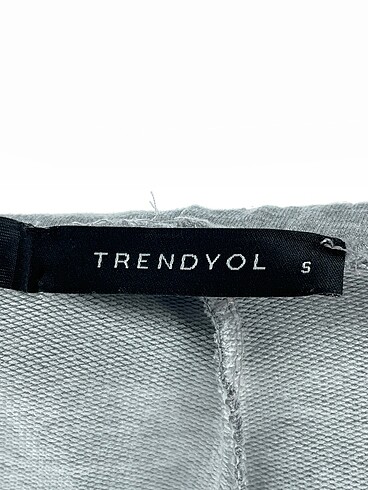 s Beden gri Renk Trendyol & Milla Mini Şort %70 İndirimli.