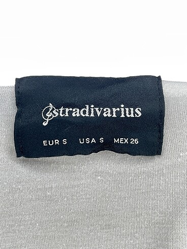 s Beden gri Renk Stradivarius Sahte Kürk %70 İndirimli.