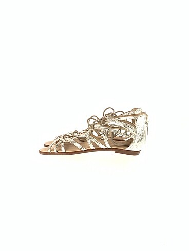 Kurt Geiger Sandalet %70 İndirimli.