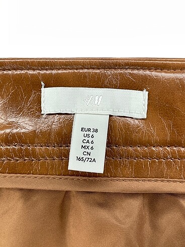 38 Beden kahverengi Renk H&M Mini Etek %70 İndirimli.