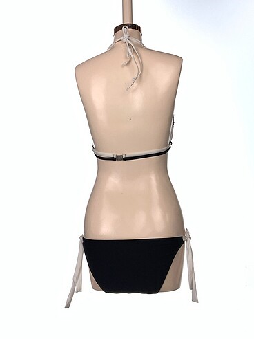 36 Beden Diğer Bikini %70 İndirimli.