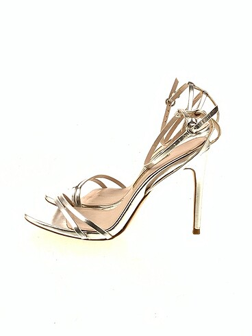 Zara Sandalet %70 İndirimli.