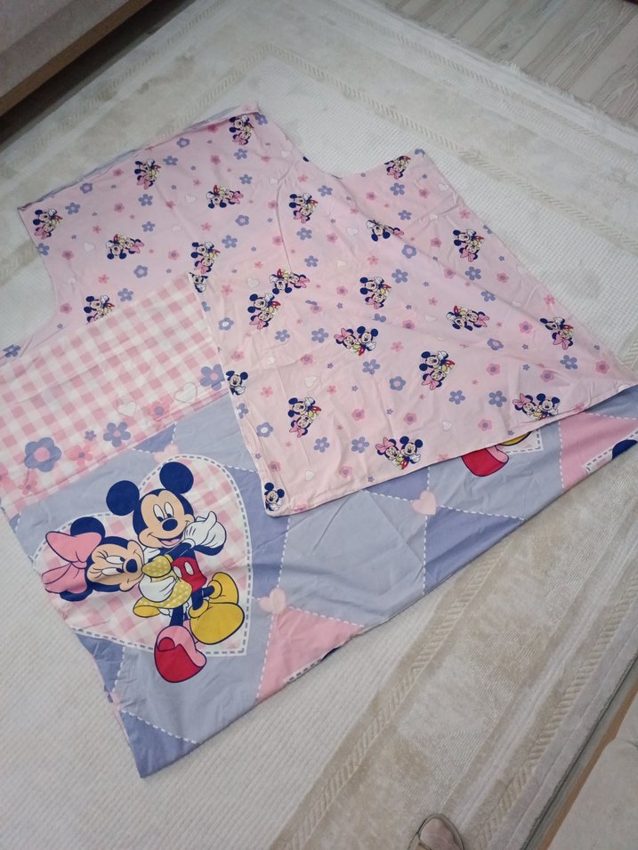 Pembe Mickey ve Minnie Baskılı Çocuk Uyku Seti - Görsel 2