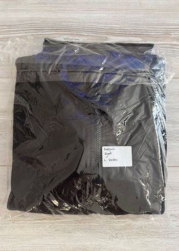 l Beden Siyah Fermuarlı Kapüşonlu Sweatshirt
