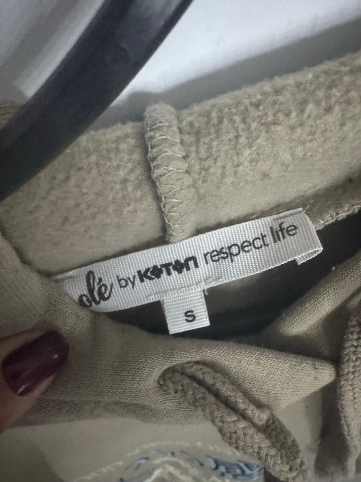 Kadın Kahverengi Kapüşonlu Baskılı Sweatshirt - Görsel 3