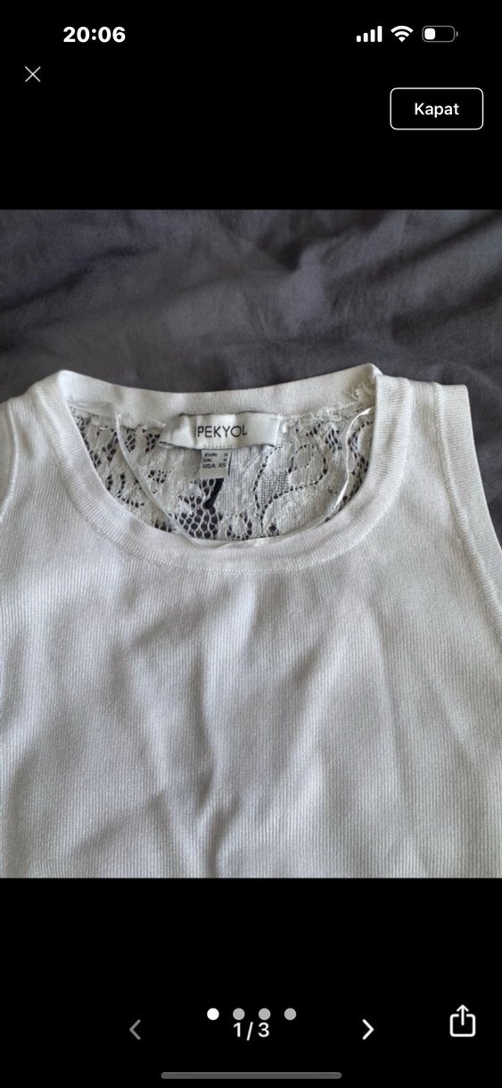 Dantel Detaylı Beyaz Kolsuz Atlet - Görsel 2