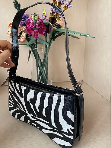 Addax Addax zebra desenli kol çantası