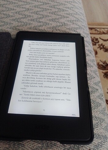 Kitap okuyucu Amazon Kindle 