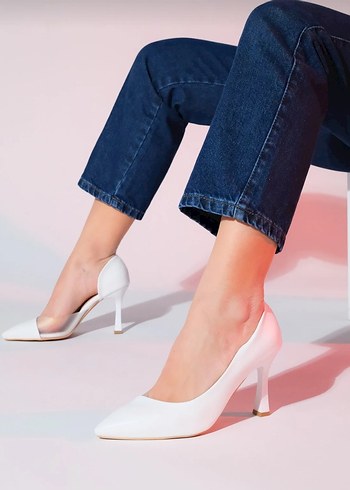 Beyaz Stiletto Kadın Topuklu Ayakkabı