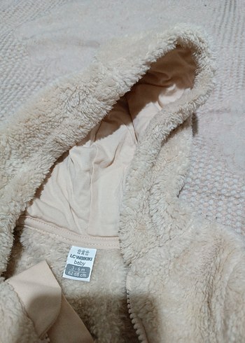 Beyaz Kürklü Erkek Bebek Tulum - Görsel 6