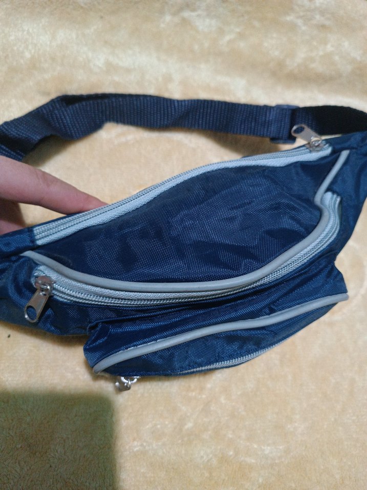 Mavi Baskılı Bel Çantası - Görsel 4