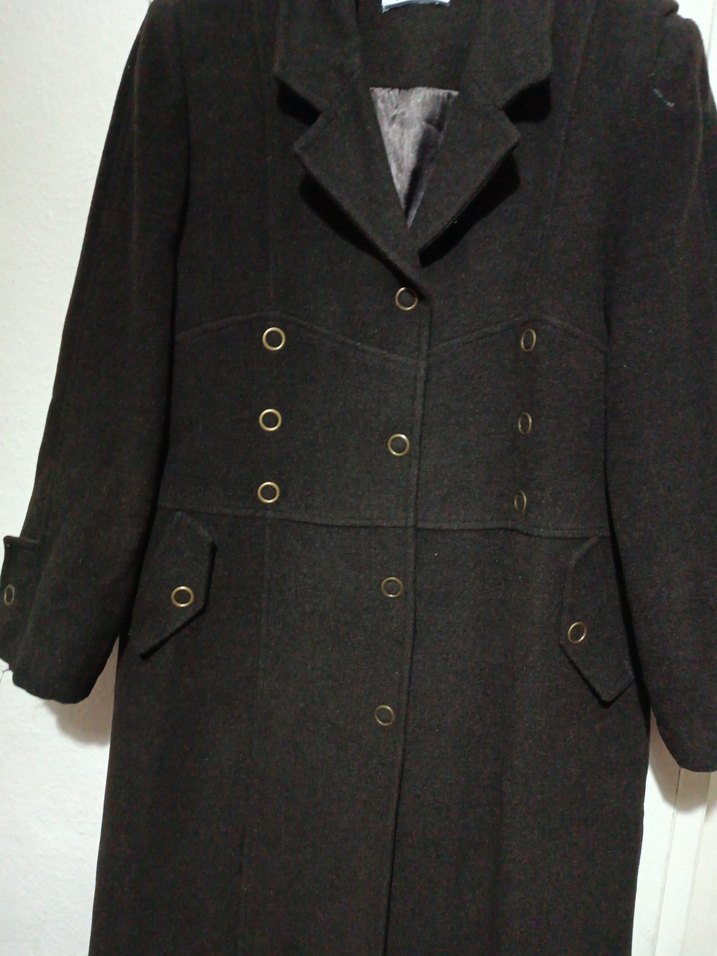 Düğmeli Kahverengi Kaban - Görsel 2