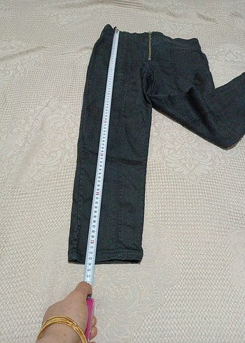 Siyah, Fermuarlı, Dar Kesim Kadın Kot Pantolon - Görsel 4