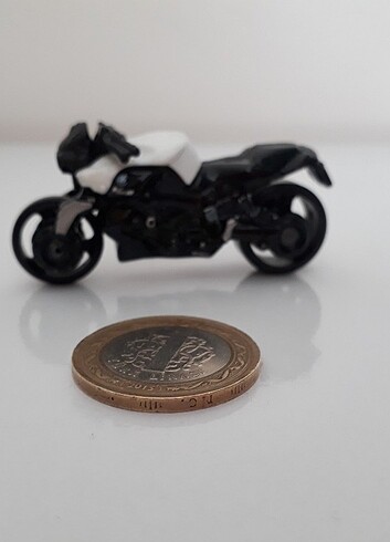 Hot wheels metal motorsiklet