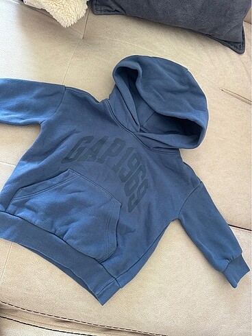 Gap sweat