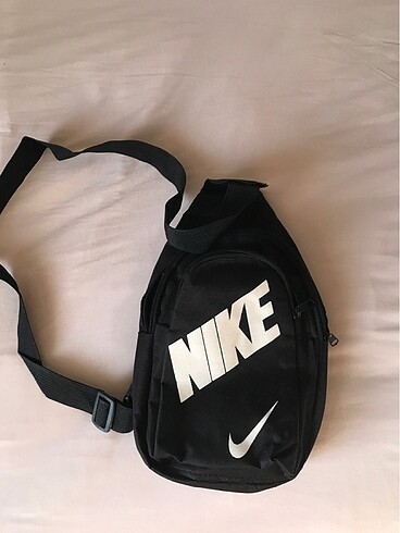 Nike çanta