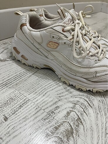 39 Beden beyaz Renk Skechers
