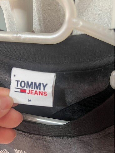m Beden Tommy tişört