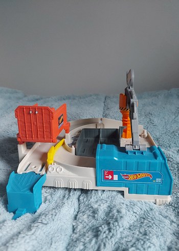 Hot Wheels Tersaneden kacis seti - Görsel 2