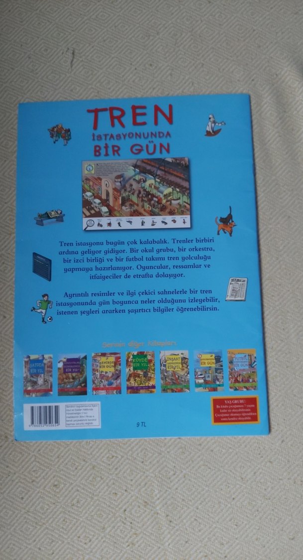 Tren İstasyonunda Bir Gün - Çocuk Kitabı - Görsel 4
