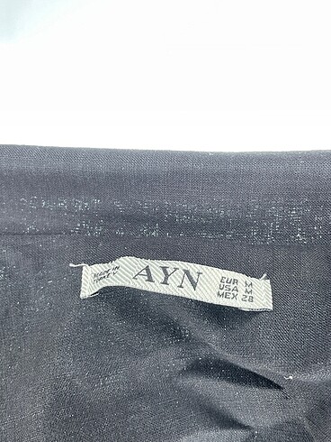 m Beden siyah Renk PreLoved Hırka %70 İndirimli.