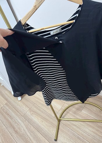 m Beden Siyah Zebra Desenli Bluz