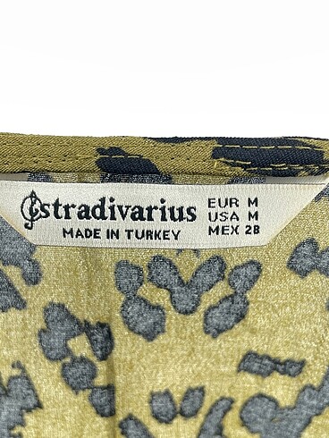 m Beden haki Renk Stradivarius Kısa Elbise %70 İndirimli.