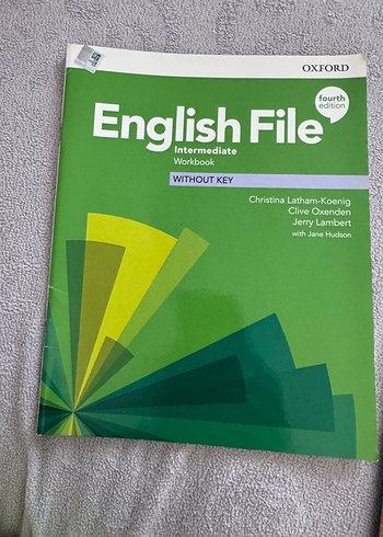 Oxford English File Intermediate Workbook