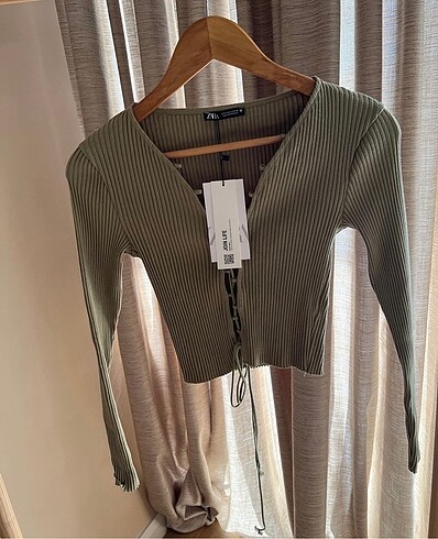 Zara triko kazak