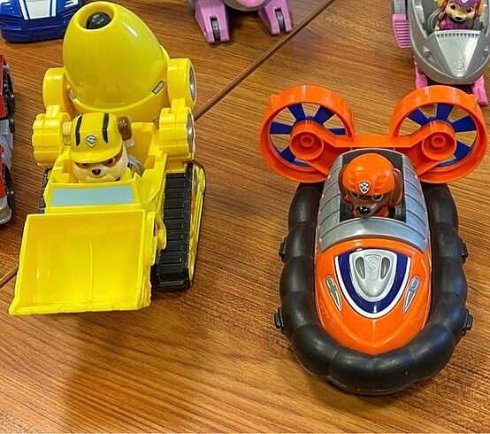 Paw patrol zuma rubble