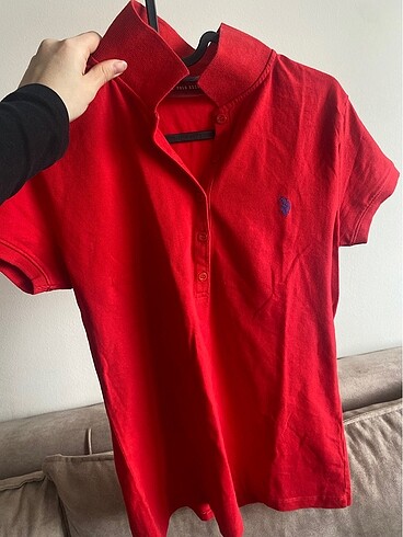 Kırmızı polo yaka tshirt