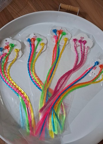 5 lü ÖRGÜ SAÇLI ÇOCUK MANDAL TOKA