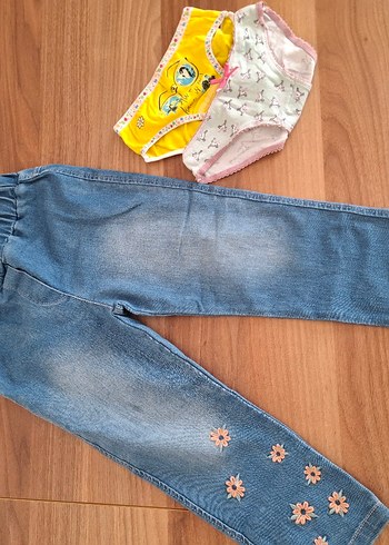 Civil Civil likralı beli lastikli çiçekli kız çocuk kot pantolon