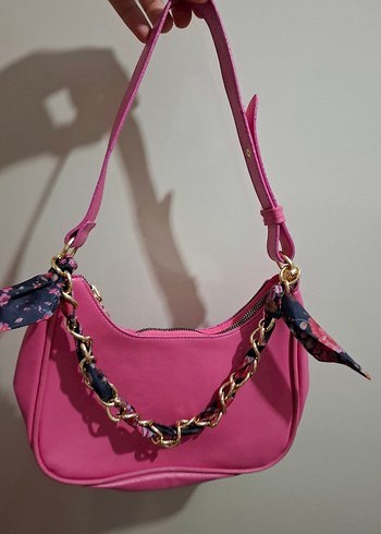 Zincir Detaylı Pembe Kadın Omuz Çantası