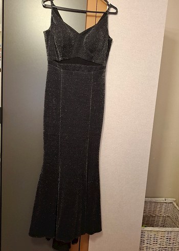 Siyah V Yakalı BALIK MODEL ZARİF simli Uzun Kadın Abiye Elbise - Görsel 3