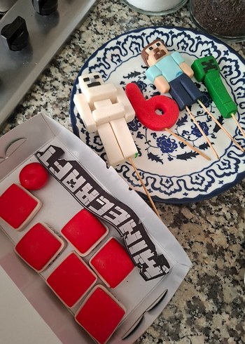 Beden Renk Minecraft Pasta FİGÜRLERİ DOĞUMGÜNÜ