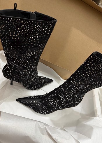 Siyah Taş İşlemeli Stiletto Topuklu Kadın Bot - Görsel 6