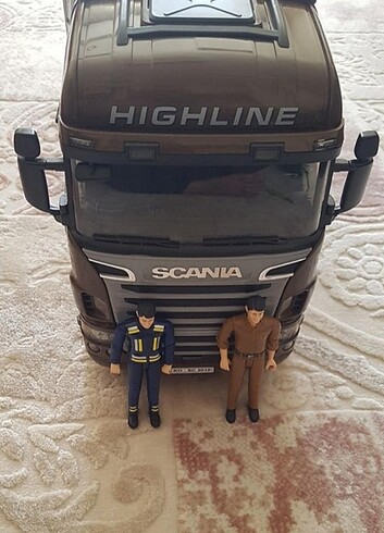 Beden Bruder Scania R-Serisi Ups Kargo Kamyonu