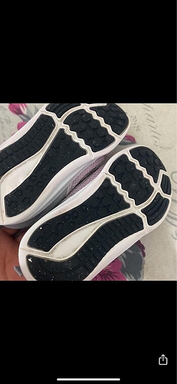 25 Beden Nike ayakkabı