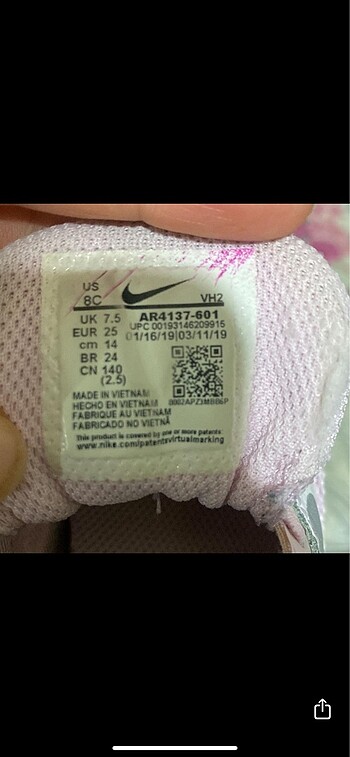 25 Beden pembe Renk Nike ayakkabı